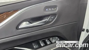 Cadillac Escalade, 2023 — миниатюра 29