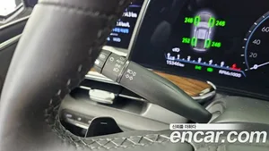 Cadillac Escalade, 2023 — миниатюра 31