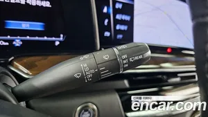 Cadillac Escalade, 2023 — миниатюра 33