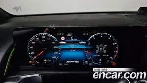 Mercedes-Benz GLB-Class, 2023 — миниатюра 11