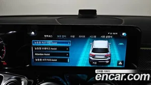 Mercedes-Benz GLB-Class, 2023 — миниатюра 31