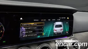 Mercedes-Benz E-Class, 2022 — миниатюра 16