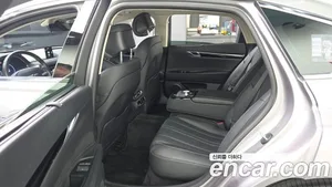 Genesis G80, 2023 — миниатюра 17