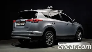 Toyota RAV4, 2018 — миниатюра 2