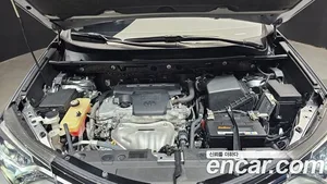 Toyota RAV4, 2018 — миниатюра 6