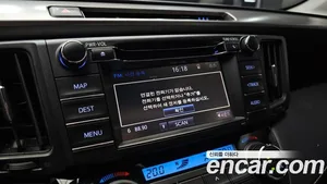 Toyota RAV4, 2018 — миниатюра 16