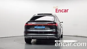 Audi e-tron, 2022 — миниатюра 4