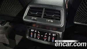 Audi e-tron, 2022 — миниатюра 26