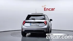 Mini Cooper, 2025 — миниатюра 4
