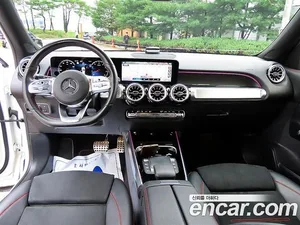 Mercedes-Benz GLB-Class, 2023 — миниатюра 7