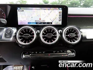 Mercedes-Benz GLB-Class, 2023 — миниатюра 13
