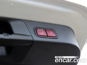 Mercedes-Benz GLB-Class, 2023 — миниатюра 15