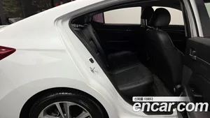 Hyundai Avante, 2017 — миниатюра 16