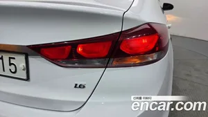 Hyundai Avante, 2017 — миниатюра 8