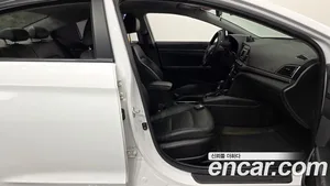 Hyundai Avante, 2017 — миниатюра 15
