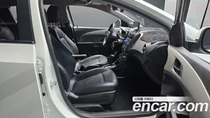 Chevrolet Aveo, 2015 — миниатюра 16