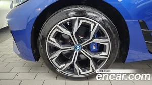 BMW i4, 2023 — миниатюра 5