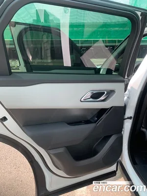 Land Rover Range Rover Velar, 2024 — миниатюра 11
