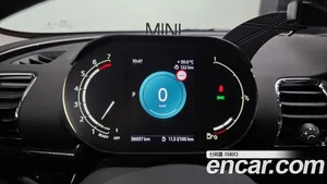 Mini Clubman, 2022 — миниатюра 11