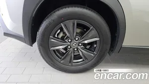 Lexus UX, 2022 — миниатюра 5