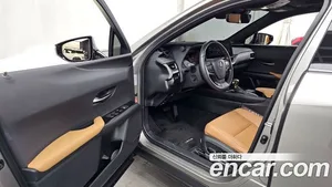 Lexus UX, 2022 — миниатюра 13