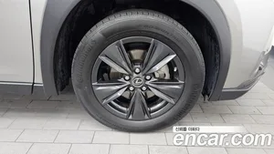 Lexus UX, 2022 — миниатюра 7