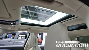 Mercedes-Benz E-Class, 2024 — миниатюра 19