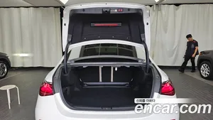 Mercedes-Benz E-Class, 2024 — миниатюра 20