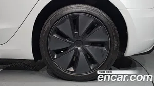 Tesla Model 3, 2025 — миниатюра 6