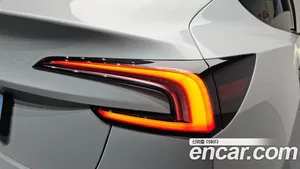 Tesla Model 3, 2025 — миниатюра 8