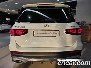 Mercedes-Benz GLB-Class, 2022 — миниатюра 4