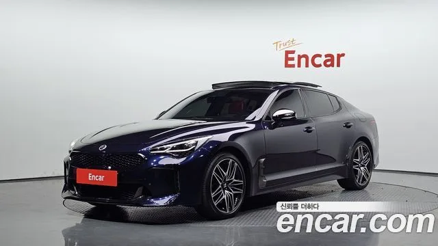 Kia Stinger, 2019 — фото автомобиля из Кореи