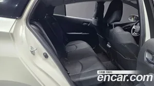 Toyota Prius, 2017 — миниатюра 18