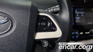 Toyota Prius, 2017 — миниатюра 29