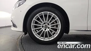 Mercedes-Benz E-Class, 2022 — миниатюра 5