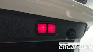 Mercedes-Benz E-Class, 2022 — миниатюра 18