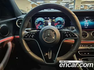 Mercedes-Benz E-Class, 2023 — миниатюра 7