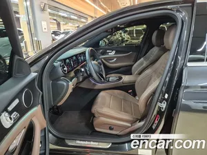 Mercedes-Benz E-Class, 2023 — миниатюра 8