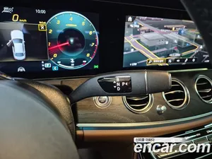 Mercedes-Benz E-Class, 2023 — миниатюра 13