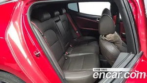Kia Stinger, 2017 — миниатюра 17