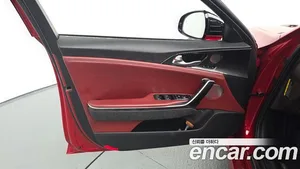 Kia Stinger, 2017 — миниатюра 14