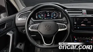 Volkswagen Tiguan, 2022 — миниатюра 13