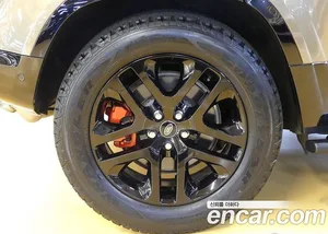 Land Rover Defender, 2023 — миниатюра 9