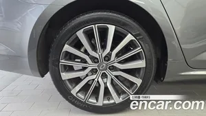 Renault SM6, 2021 — миниатюра 5
