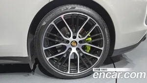 Porsche Panamera, 2023 — миниатюра 7