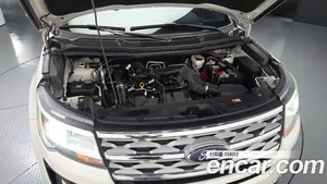 Ford Explorer, 2019 — миниатюра 6
