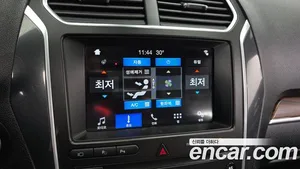 Ford Explorer, 2019 — миниатюра 20