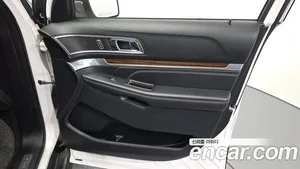 Ford Explorer, 2019 — миниатюра 14
