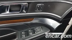 Ford Explorer, 2019 — миниатюра 28
