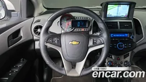 Chevrolet Aveo, 2015 — миниатюра 14